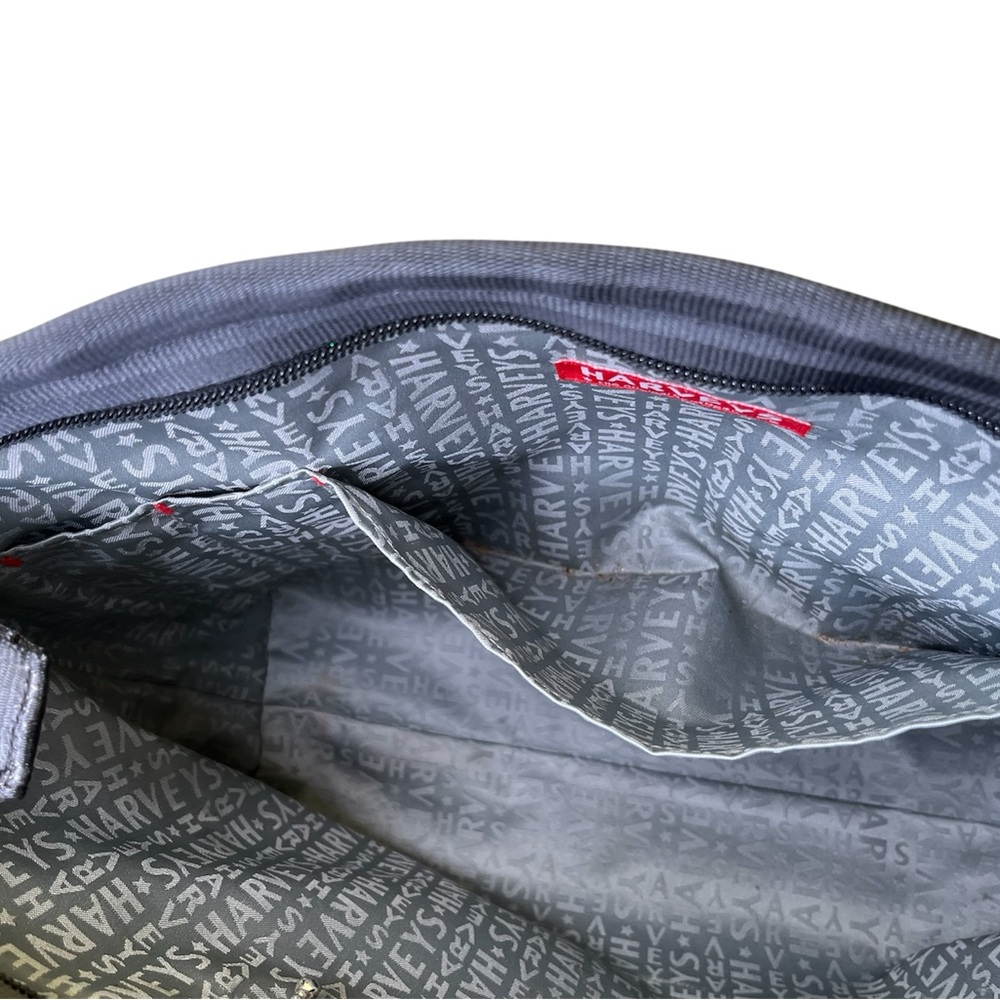 Harveys Seatbelt Bag - Picture 4 of 8